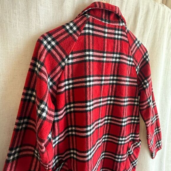 Tartan Plaid Shacket Womens Size S Red Button Front Preppy Academia Active USA - Picture 9 of 15